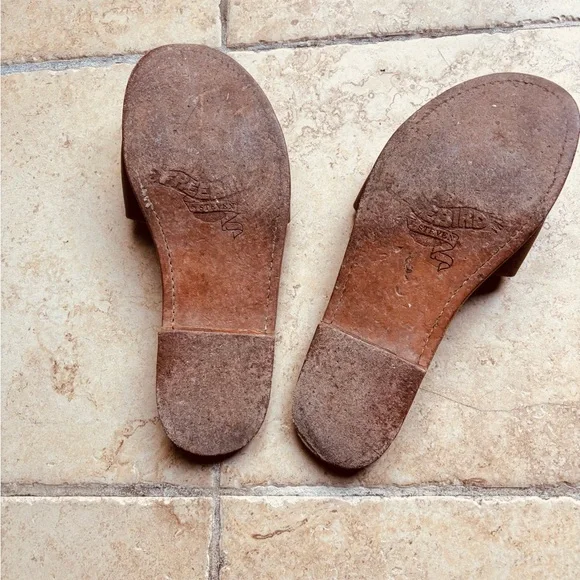 FREEBIRD by Steven Leather Slides Sandals sz 9 - Picture 4 of 4